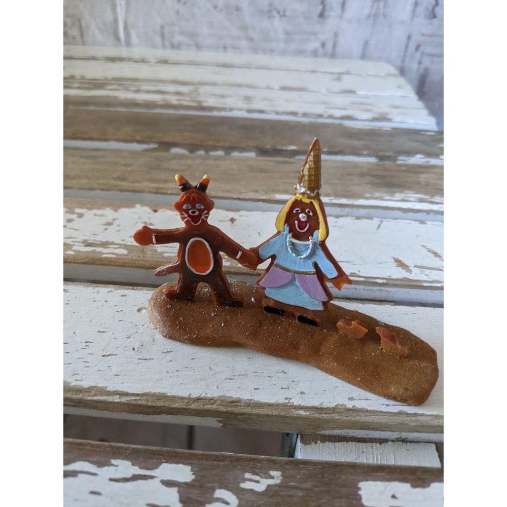 Lemax gingerbread people AS IS village Halloween s